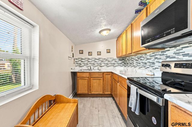 4205 D Street, Omaha, NE 68107