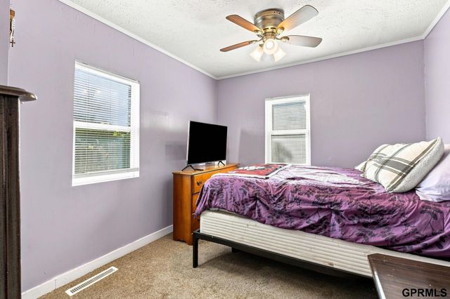 4205 D Street, Omaha, NE 68107
