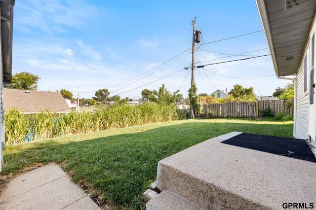4205 D Street, Omaha, NE 68107