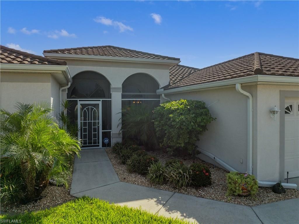 20810 Mykonos CT, NORTH FORT MYERS, FL 33917 — photo 2