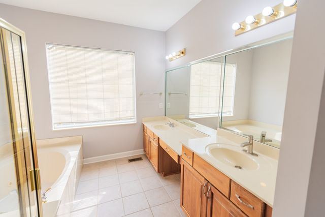 814 Lynn Dr, Goodlettsville, TN 37072