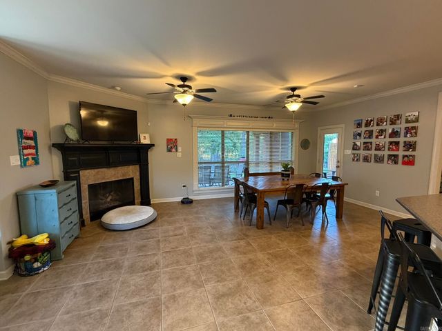 135 Marseille Drive, Maumelle, AR 72113