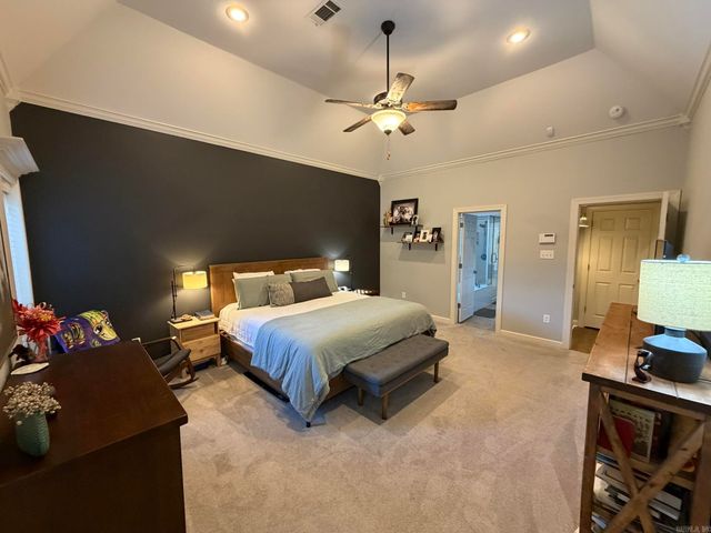 135 Marseille Drive, Maumelle, AR 72113