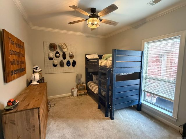 135 Marseille Drive, Maumelle, AR 72113