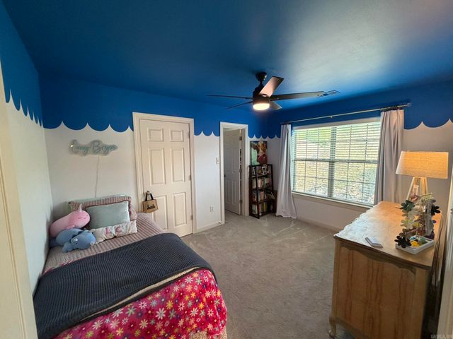 135 Marseille Drive, Maumelle, AR 72113