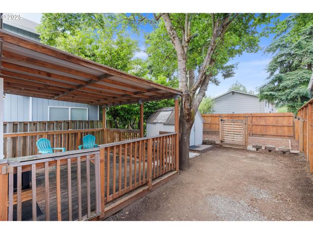 5305 Se FLAVEL St, Portland, OR 97206