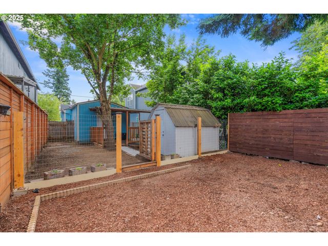 5305 Se FLAVEL St, Portland, OR 97206