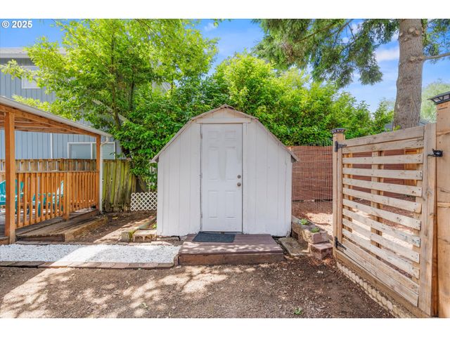 5305 Se FLAVEL St, Portland, OR 97206