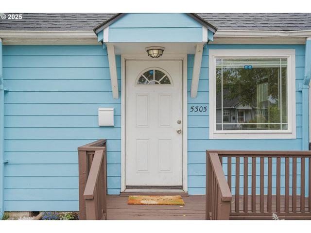5305 Se FLAVEL St, Portland, OR 97206