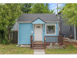 5305 Se FLAVEL St, Portland, OR 97206