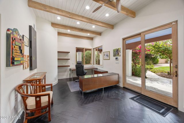 6700 E MALCOMB Drive, Paradise Valley, AZ 85253