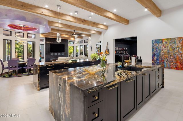 6700 E MALCOMB Drive, Paradise Valley, AZ 85253