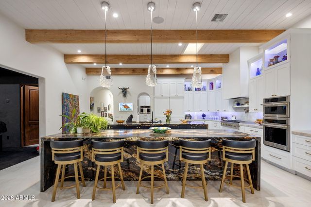 6700 E MALCOMB Drive, Paradise Valley, AZ 85253