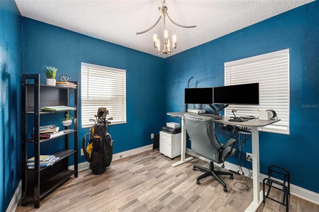 119 W KEYES AVENUE, Tampa, FL 33602