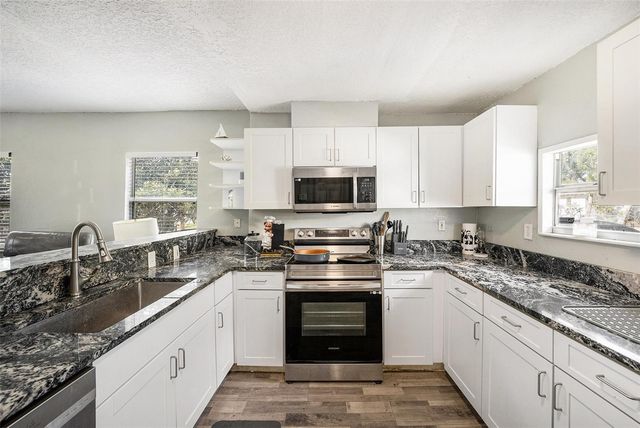 119 W KEYES AVENUE, Tampa, FL 33602