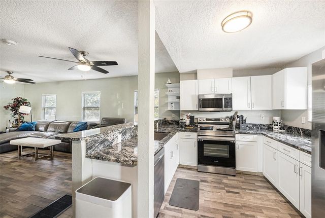 119 W KEYES AVENUE, Tampa, FL 33602