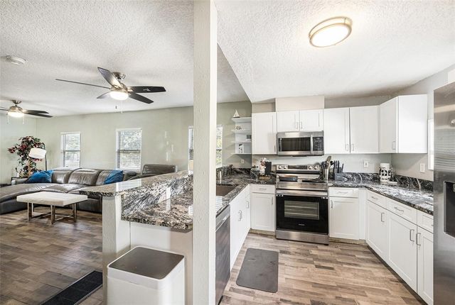 119 W KEYES AVENUE, Tampa, FL 33602