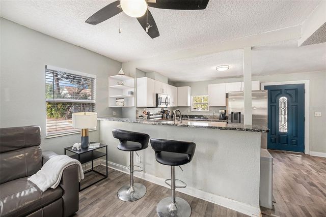 119 W KEYES AVENUE, Tampa, FL 33602