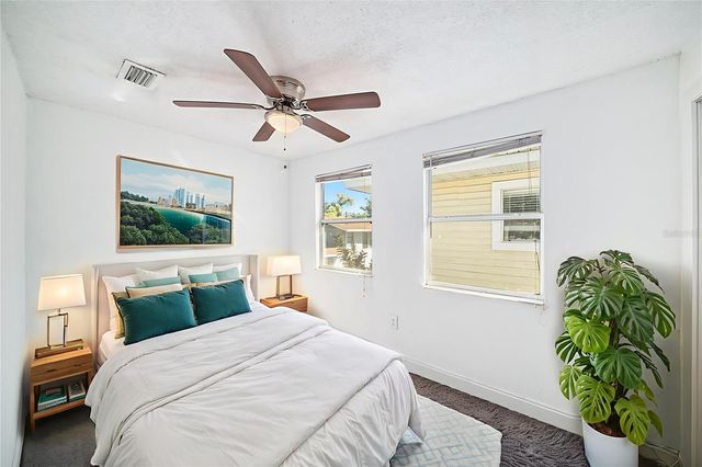 119 W KEYES AVENUE, Tampa, FL 33602