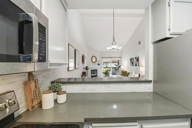 1400 Bowe Avenue 1106, Santa Clara, CA 95051