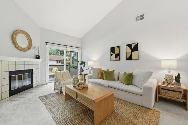 1400 Bowe Avenue 1106, Santa Clara, CA 95051