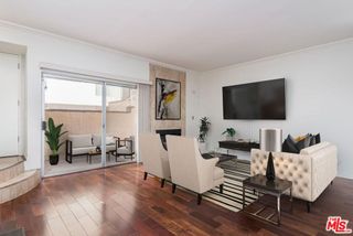 5139 Balboa Boulevard 12, Encino, CA 91316