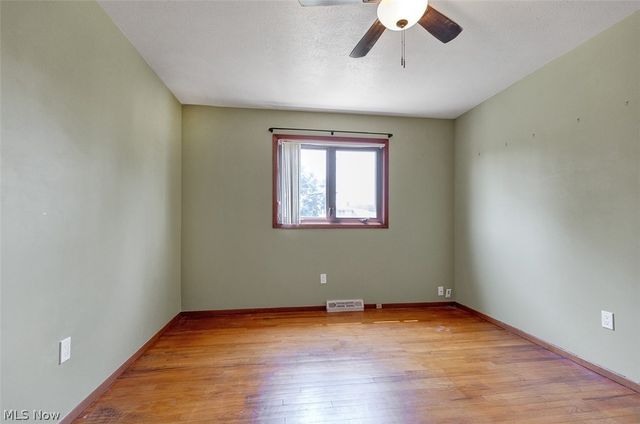 2211 Camelot Drive, Parma, OH 44134