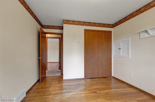 2211 Camelot Drive, Parma, OH 44134