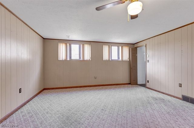 2211 Camelot Drive, Parma, OH 44134