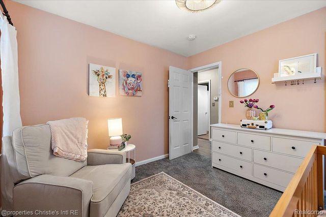 21553 Bournemouth Street, Harper Woods, MI 48225