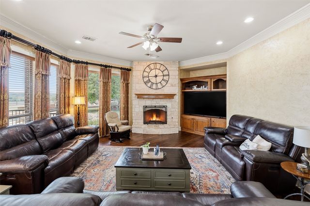 5241 Plainview Road, Midlothian, TX 76065
