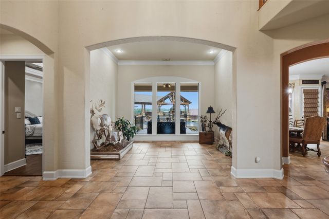 5241 Plainview Road, Midlothian, TX 76065