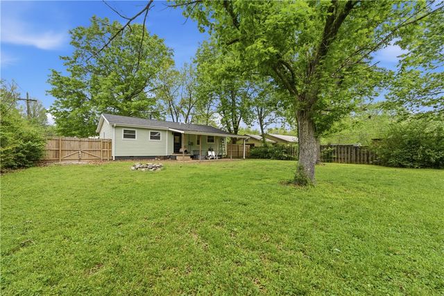 1916 Arrowhead Street, Fayetteville, AR 72701