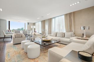 220 Boylston St 9017, Boston, MA 02116