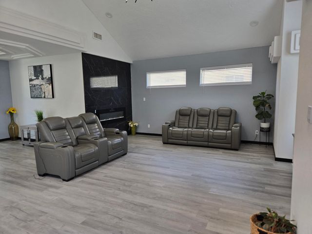6421 San Ildefonso Drive NW, Albuquerque, NM 87120
