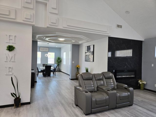 6421 San Ildefonso Drive NW, Albuquerque, NM 87120