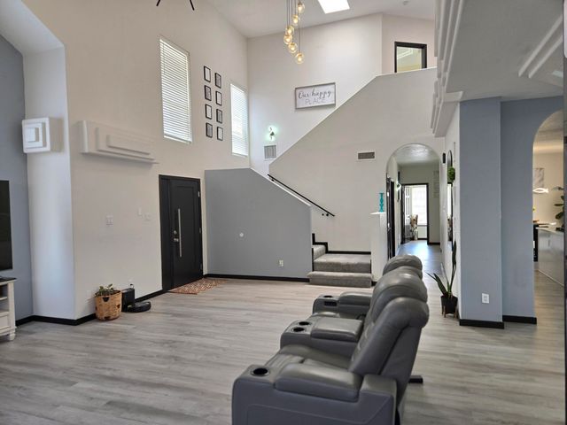 6421 San Ildefonso Drive NW, Albuquerque, NM 87120