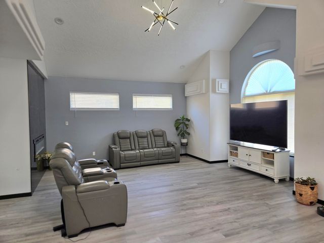 6421 San Ildefonso Drive NW, Albuquerque, NM 87120