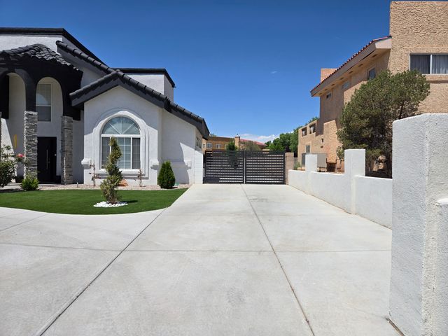 6421 San Ildefonso Drive NW, Albuquerque, NM 87120