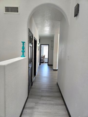 6421 San Ildefonso Drive NW, Albuquerque, NM 87120