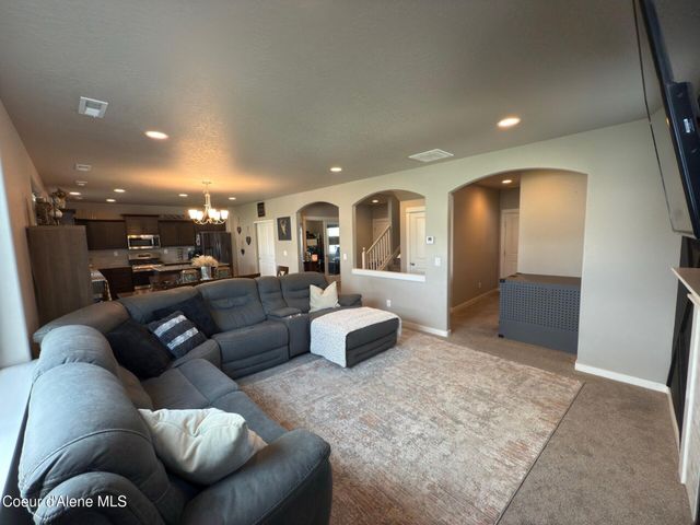 6229 W Irish CIR, Rathdrum, ID 83858