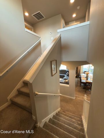 6229 W Irish CIR, Rathdrum, ID 83858
