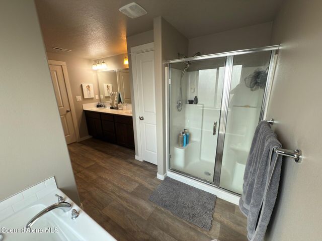 6229 W Irish CIR, Rathdrum, ID 83858