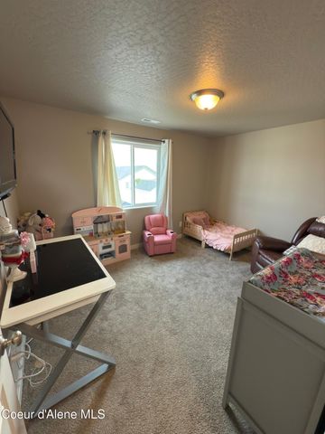 6229 W Irish CIR, Rathdrum, ID 83858
