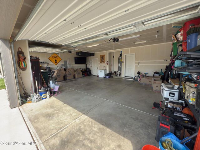 6229 W Irish CIR, Rathdrum, ID 83858