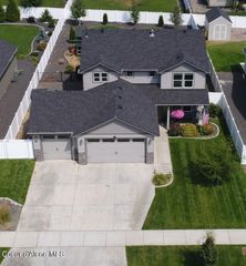 6229 W Irish CIR, Rathdrum, ID 83858