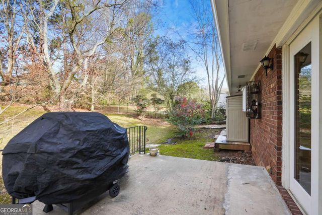 2476 Woodside Way, Atlanta, GA 30341