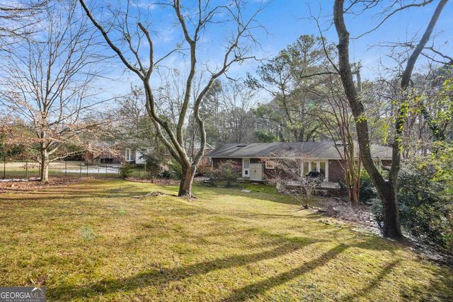 2476 Woodside Way, Atlanta, GA 30341