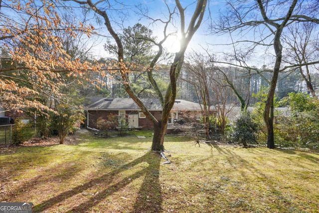 2476 Woodside Way, Atlanta, GA 30341