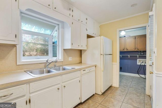 2476 Woodside Way, Atlanta, GA 30341